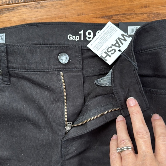 Gap Jeans - Picture 6 of 8